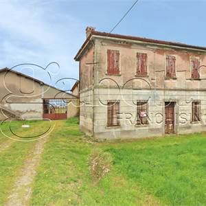 Casa singola In Vendita a Ferrara