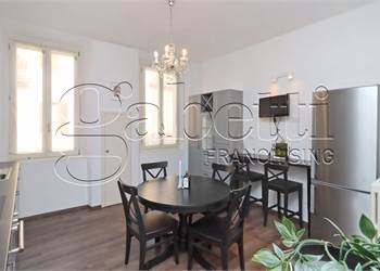 Via Montebello appartamento 3 letto