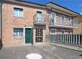 Via Santa Margherita, Casa Indipendente con giardino privato