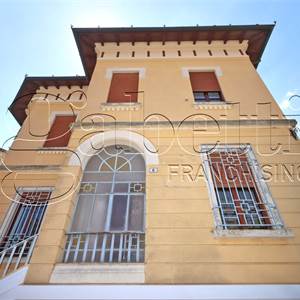 Villa In Vendita a Ferrara