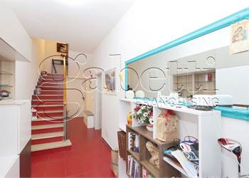 Borgo Punta, Casa Indipendente su 3 lati