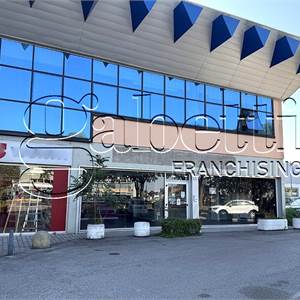 Negozio In Vendita a Ferrara