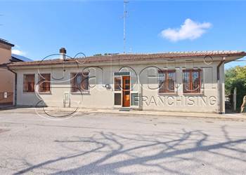 Case indipendenti a Medelana