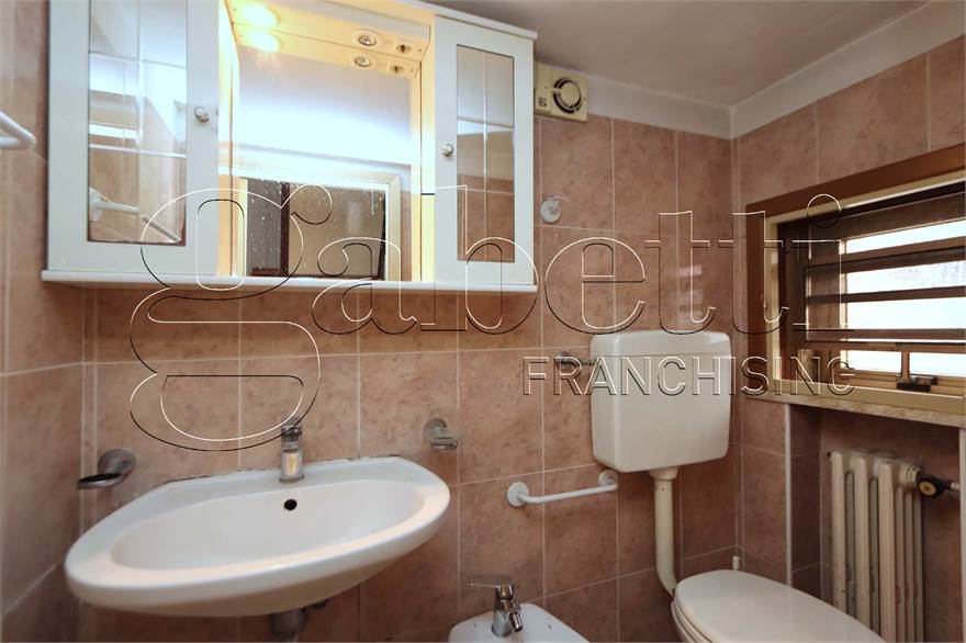 Bagno di servizio del piano terra