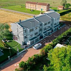 Villetta schiera In Vendita a Ferrara